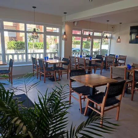 Boutique Lamar De Hotel 2*