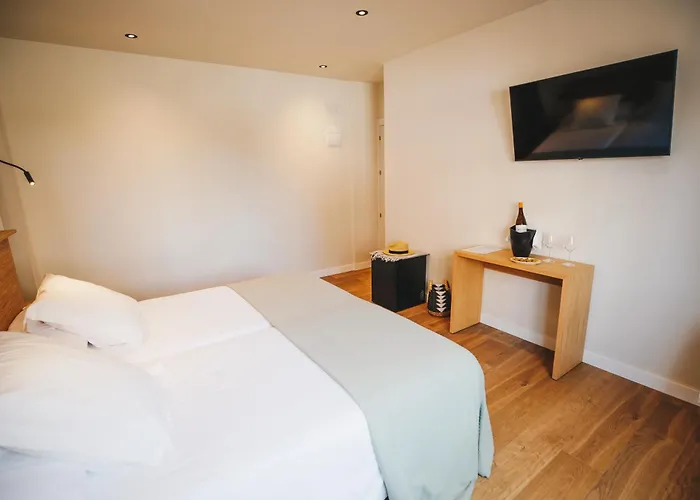 Boutique Lamar De 2*