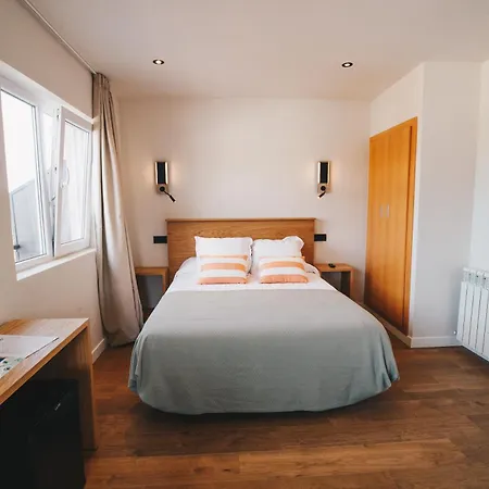 Boutique Lamar De 2*